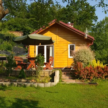 Domek W Bieszczadzkim Sadzie Bobrka Exterior photo